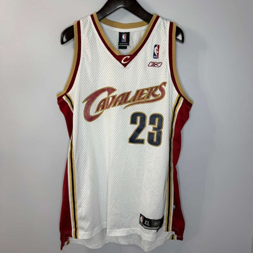 Vintage Nike NBA Cleveland Cavaliers LeBron James 23 Rookie Jersey Mens XL Sewn